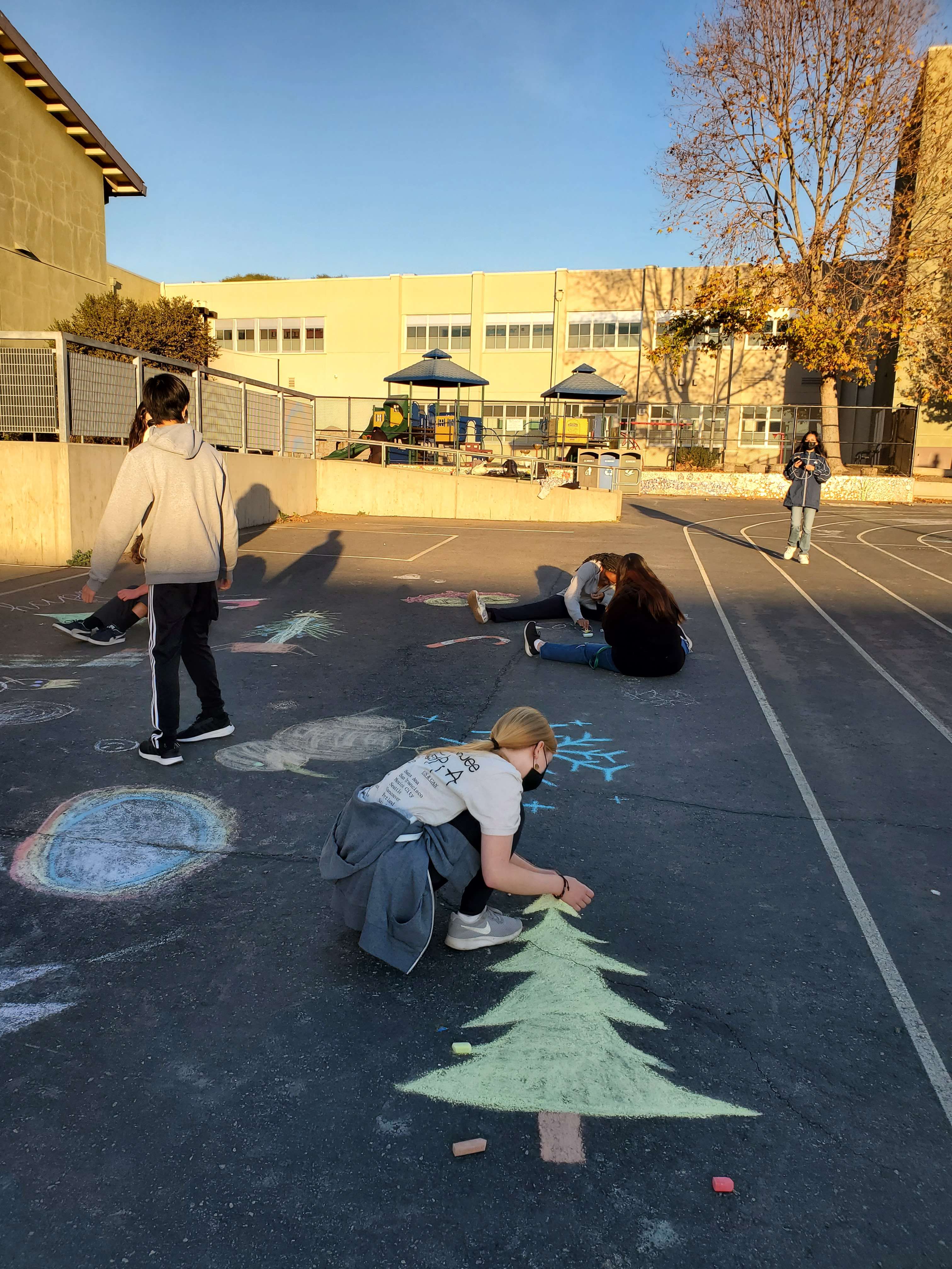 d02n-christmas-chalk-walk-2